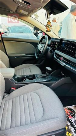 Kia K4